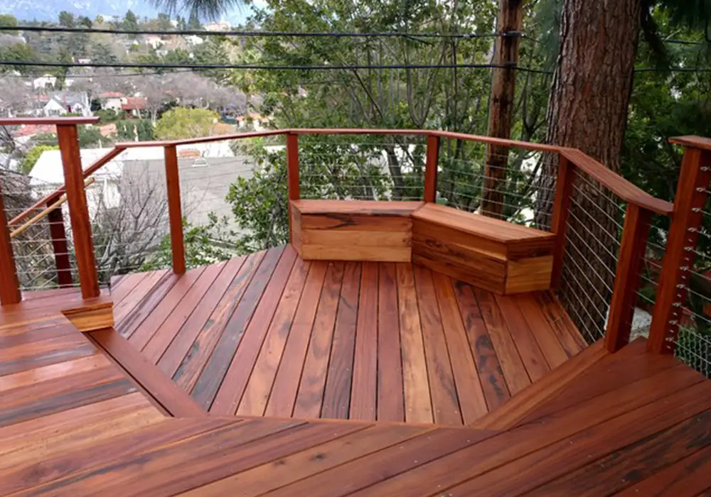 Read more about the article Learn some of the Benefits of Wood Deck